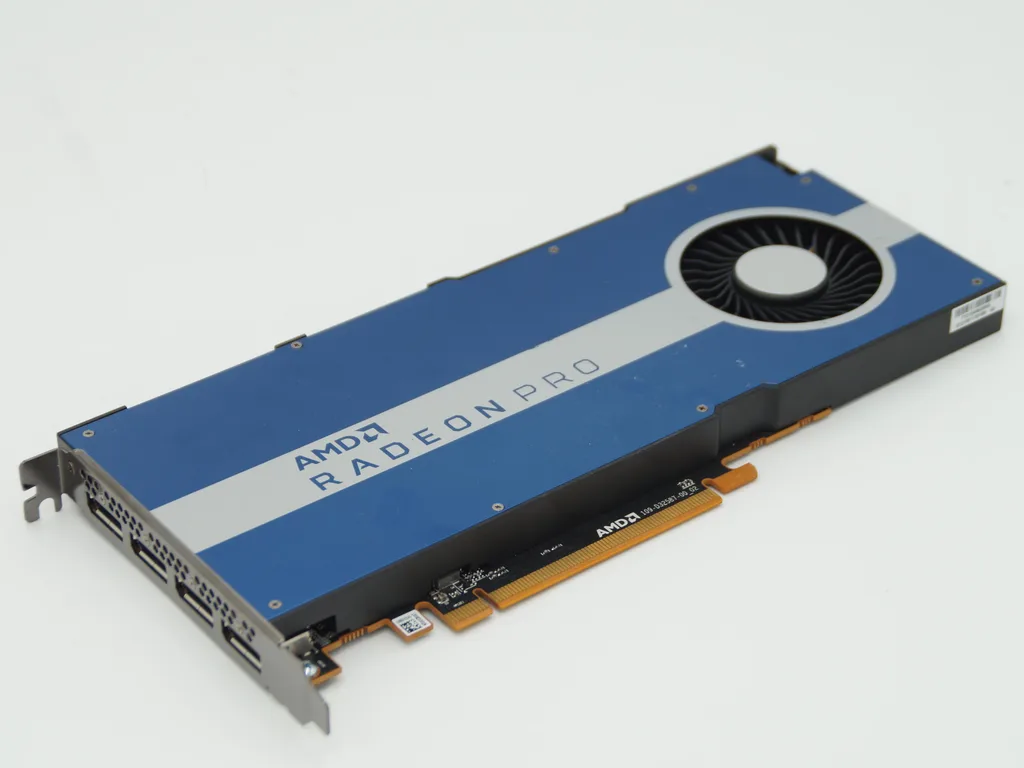 AMD 100-506095 Radeon Pro W5500 8GB 241mm